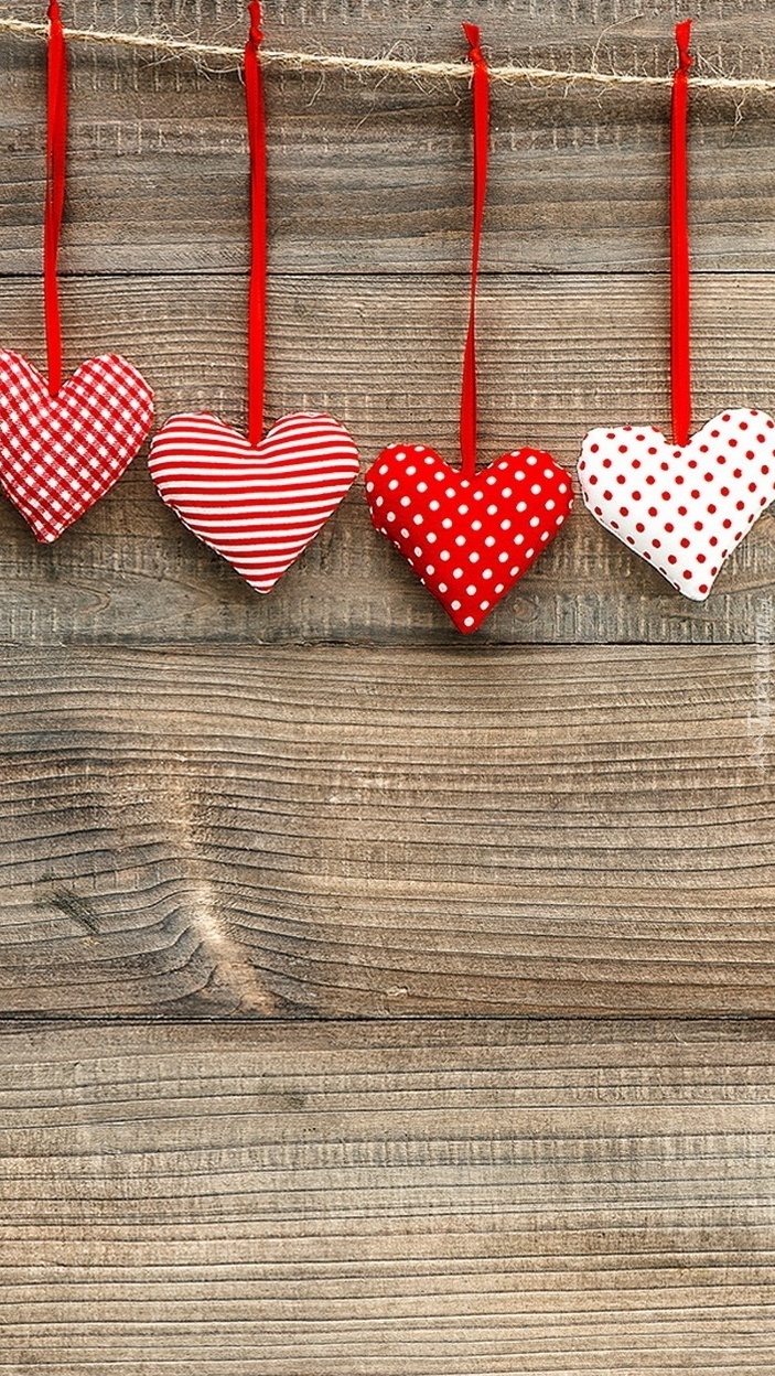 Walentynkowe kolorowe serduszka