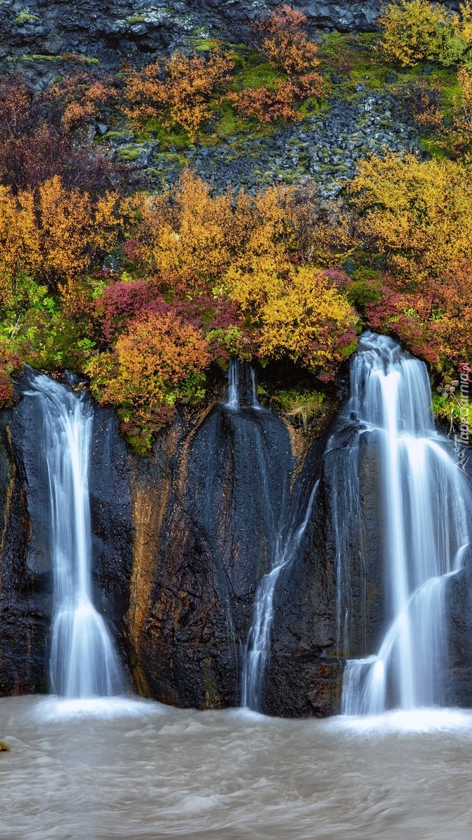 Wodospad Hraunfossar w Islandii