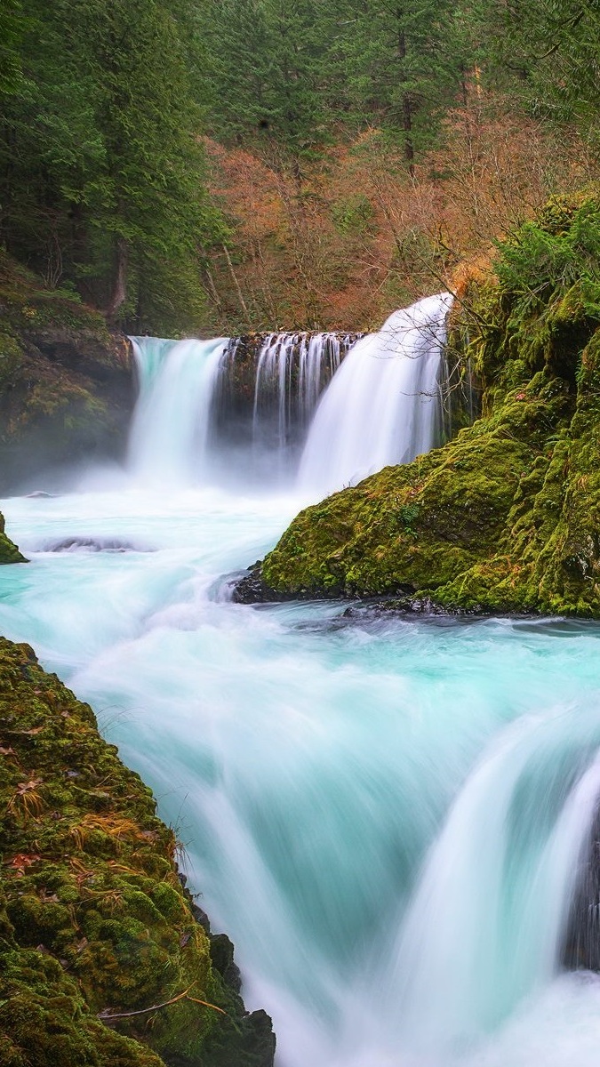 Wodospad Spirit Falls na rzece Salmon River