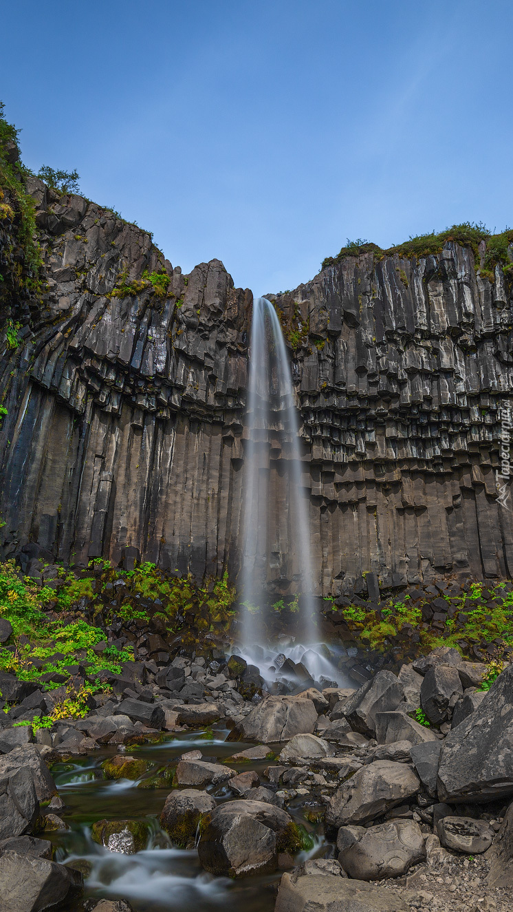 Wodospad Svartifoss