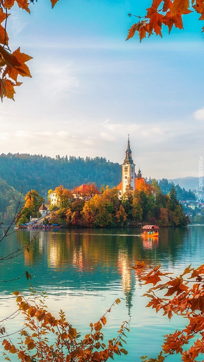 Wyspa Blejski Otok na jeziorze Bled