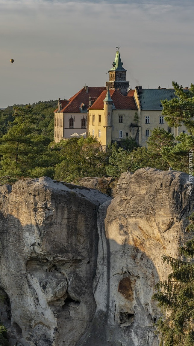 Zamek Hruba Skala