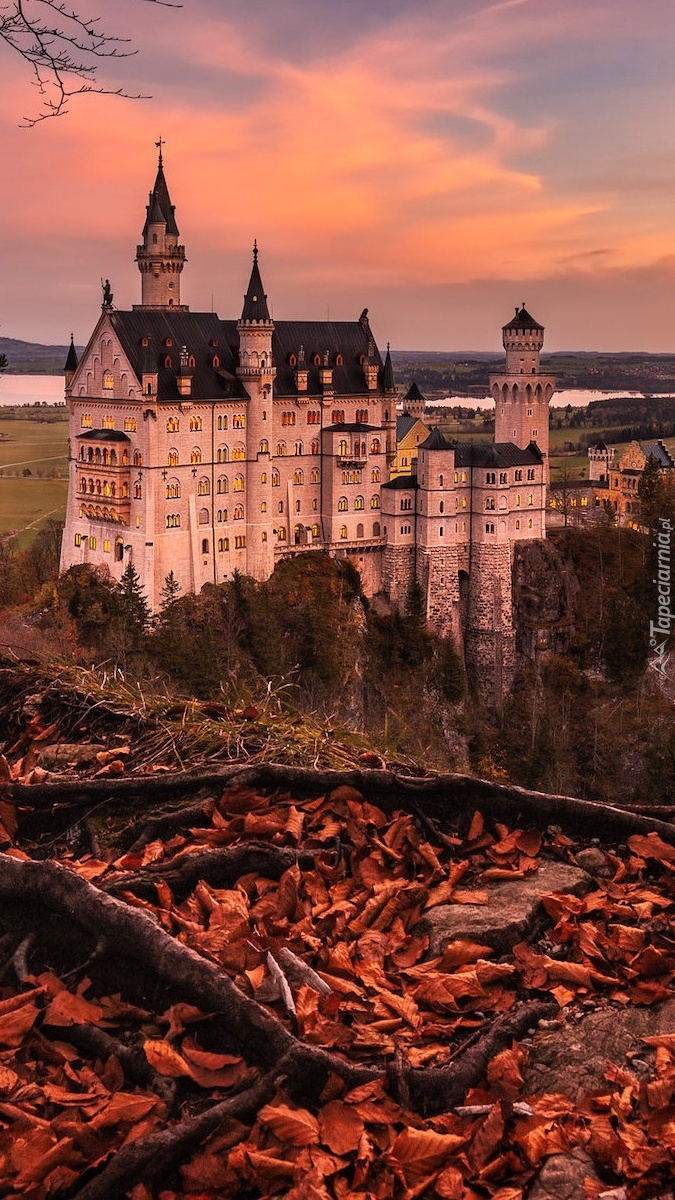 Zamek Neuschwanstein jesienią