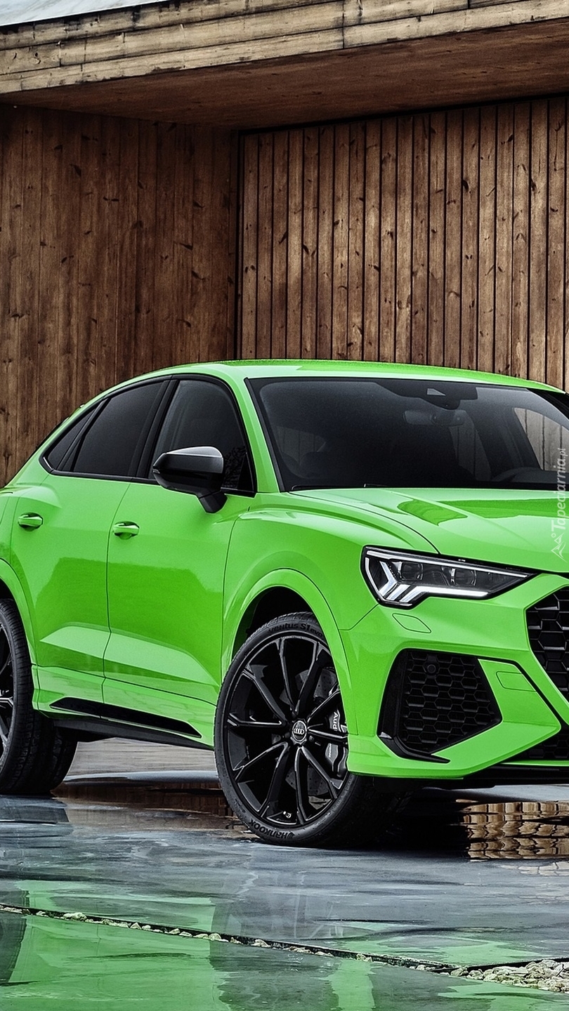 Zielone Audi RS Q3 Sportback