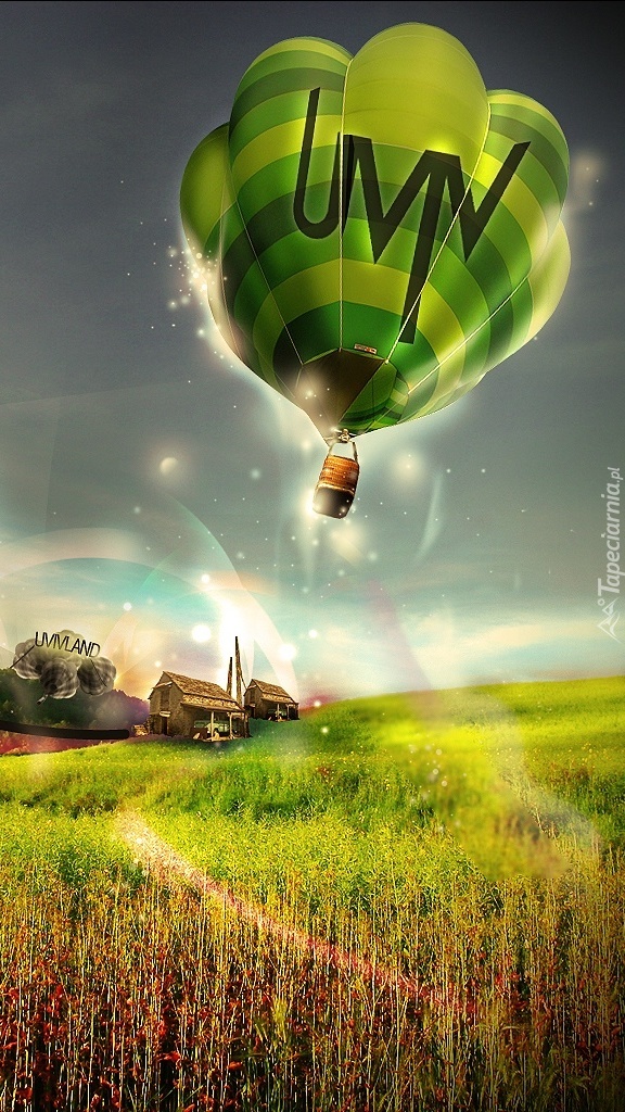 Zielony balon nad ziemią