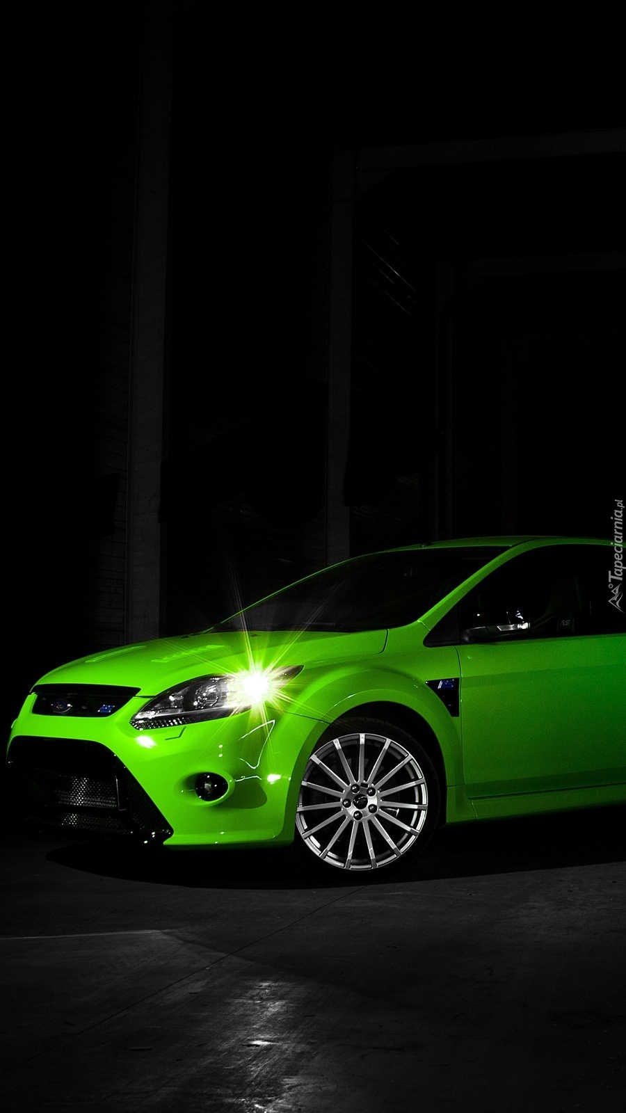 Zielony Ford Focus
