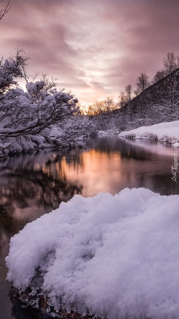 Zima nad rzeką