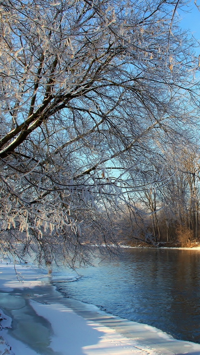 Zima nad rzeką