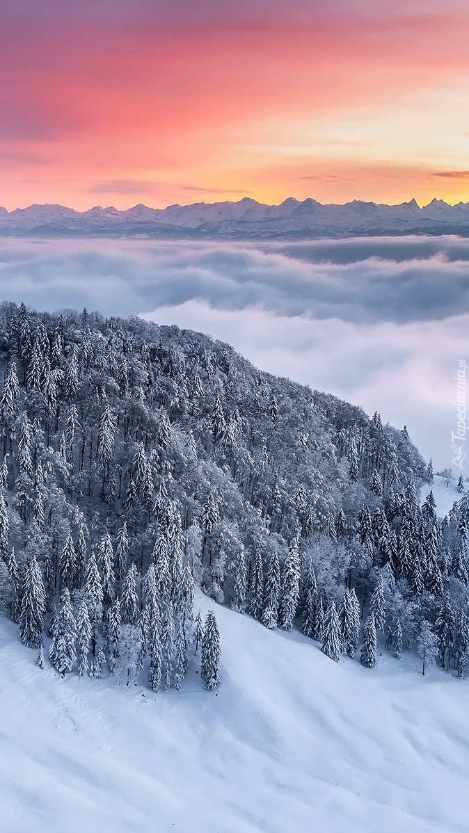 Zima w górach Jura Mountains