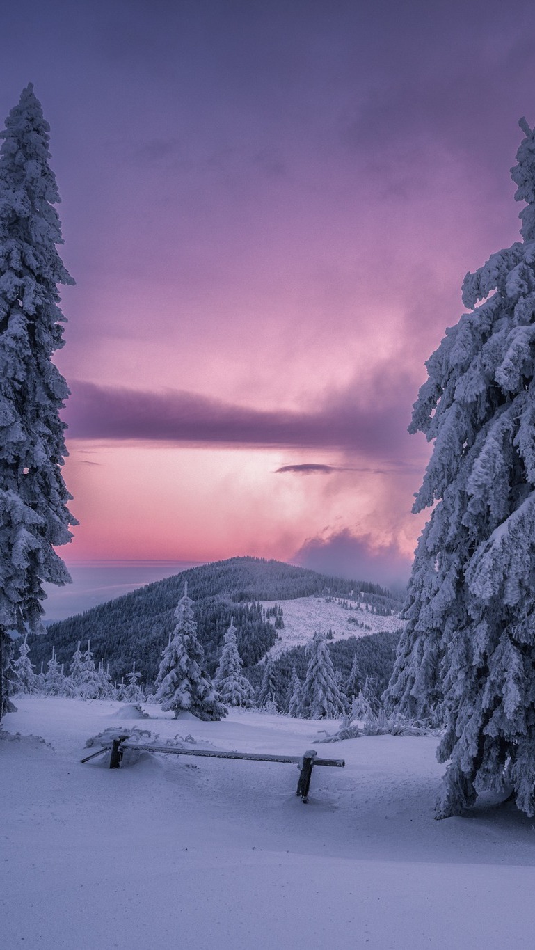 Zimowy krajobraz górski