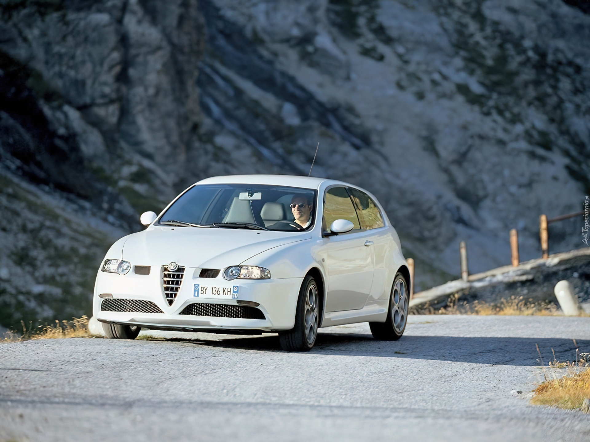 Alfa Romeo 147, Przód