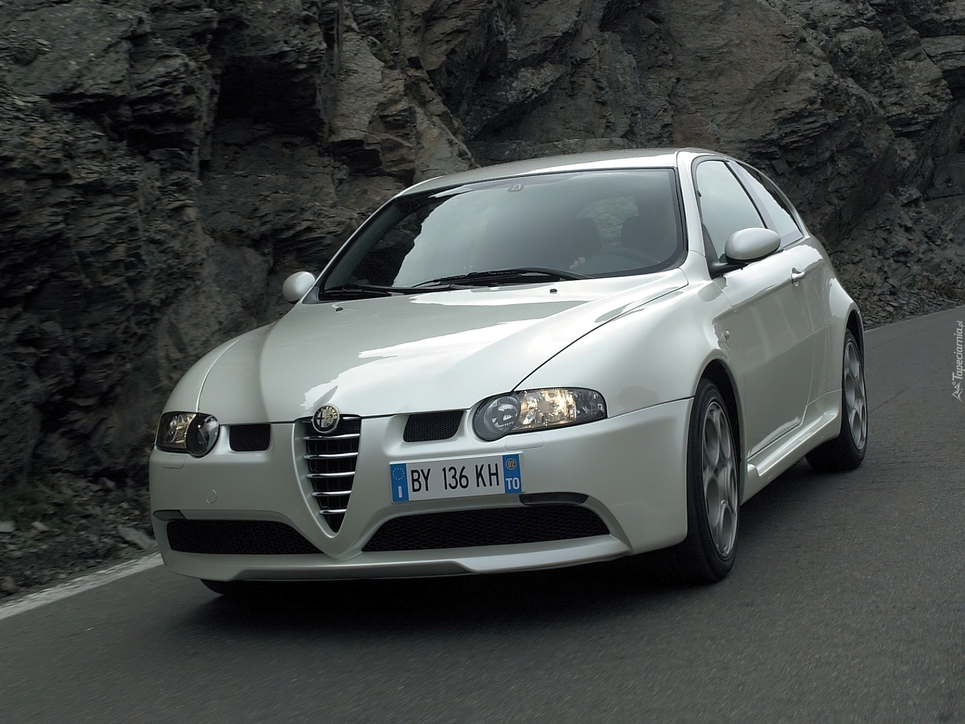 Alfa Romeo 147, Przód