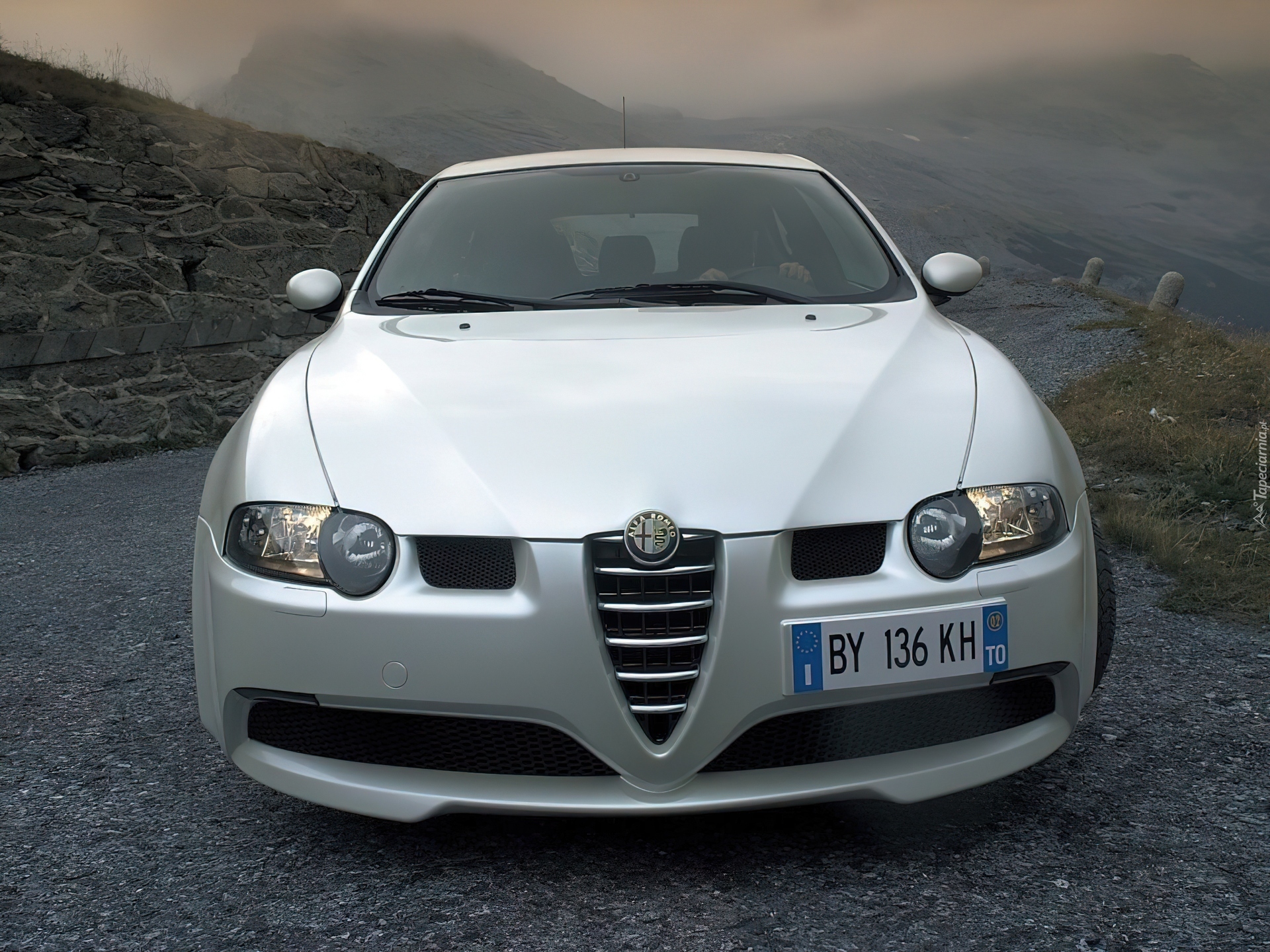 Alfa Romeo 147, Przód