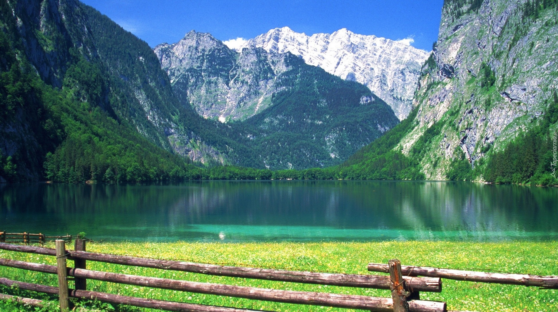 Góry, Jezioro, Trawa, Ogrodzenie