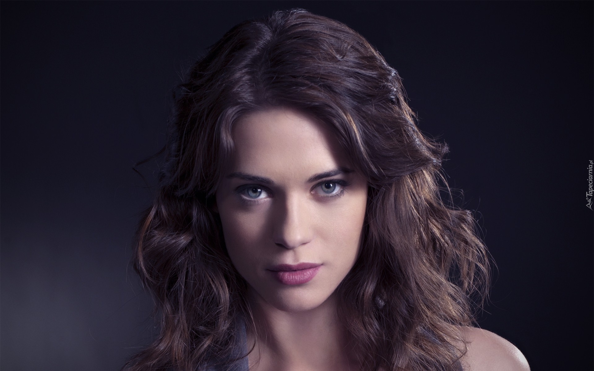 Lyndsy Fonseca, Twarz