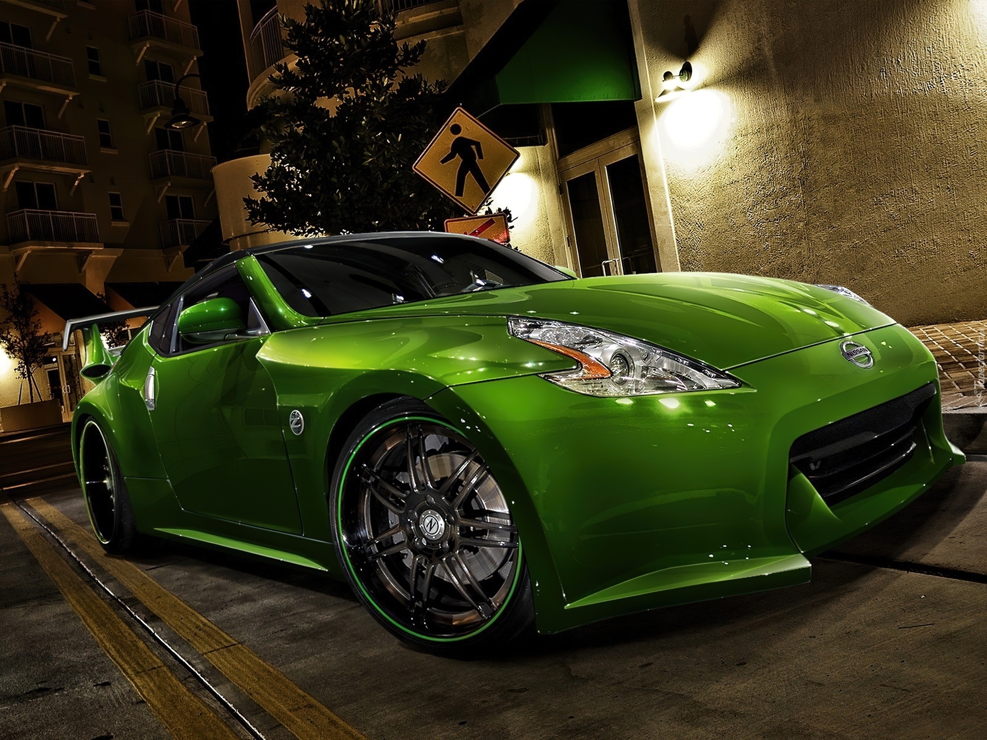 Zielony, Nissan 370Z