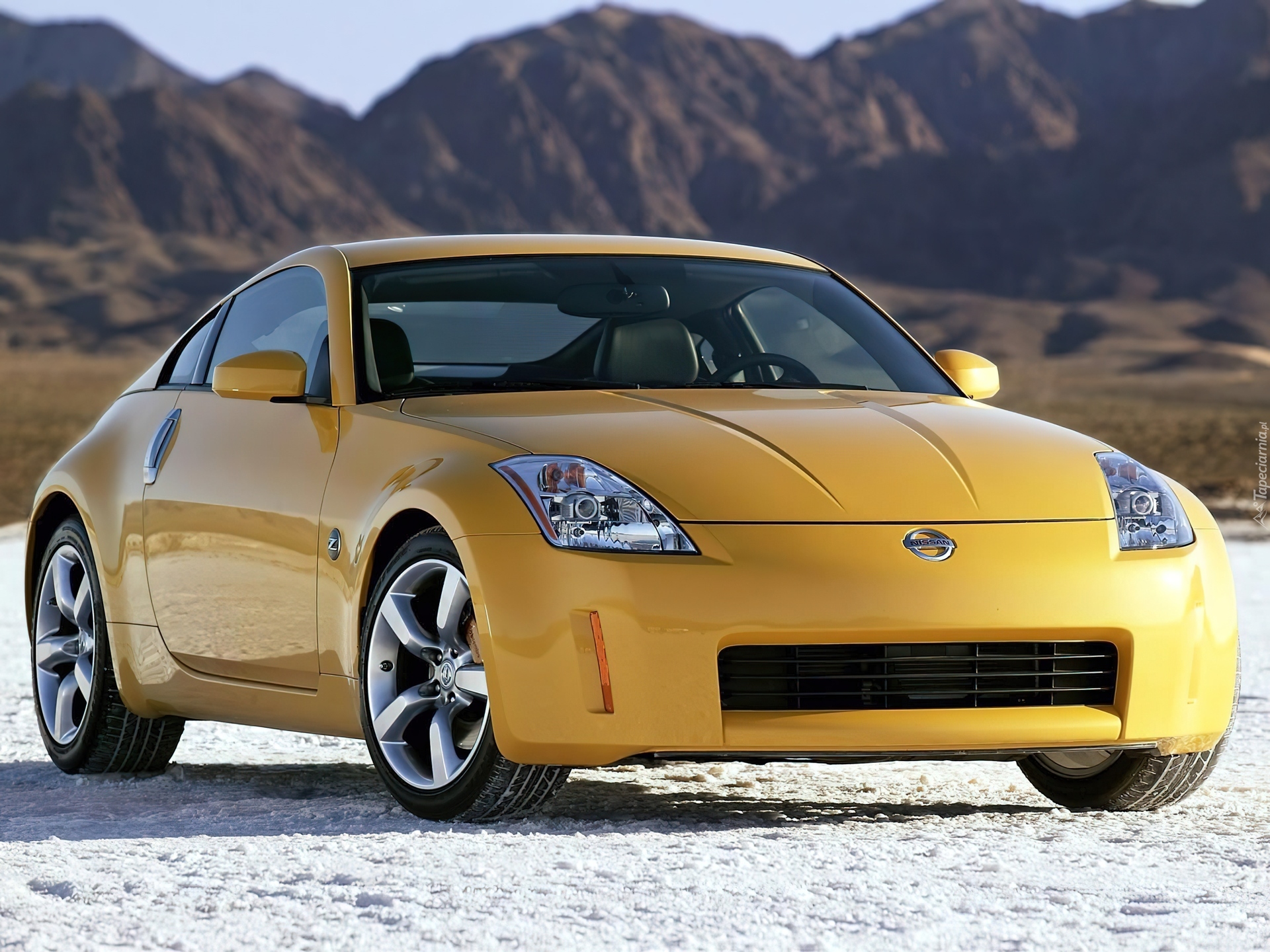 Nissan 350Z Coupe, Żółty, Góry