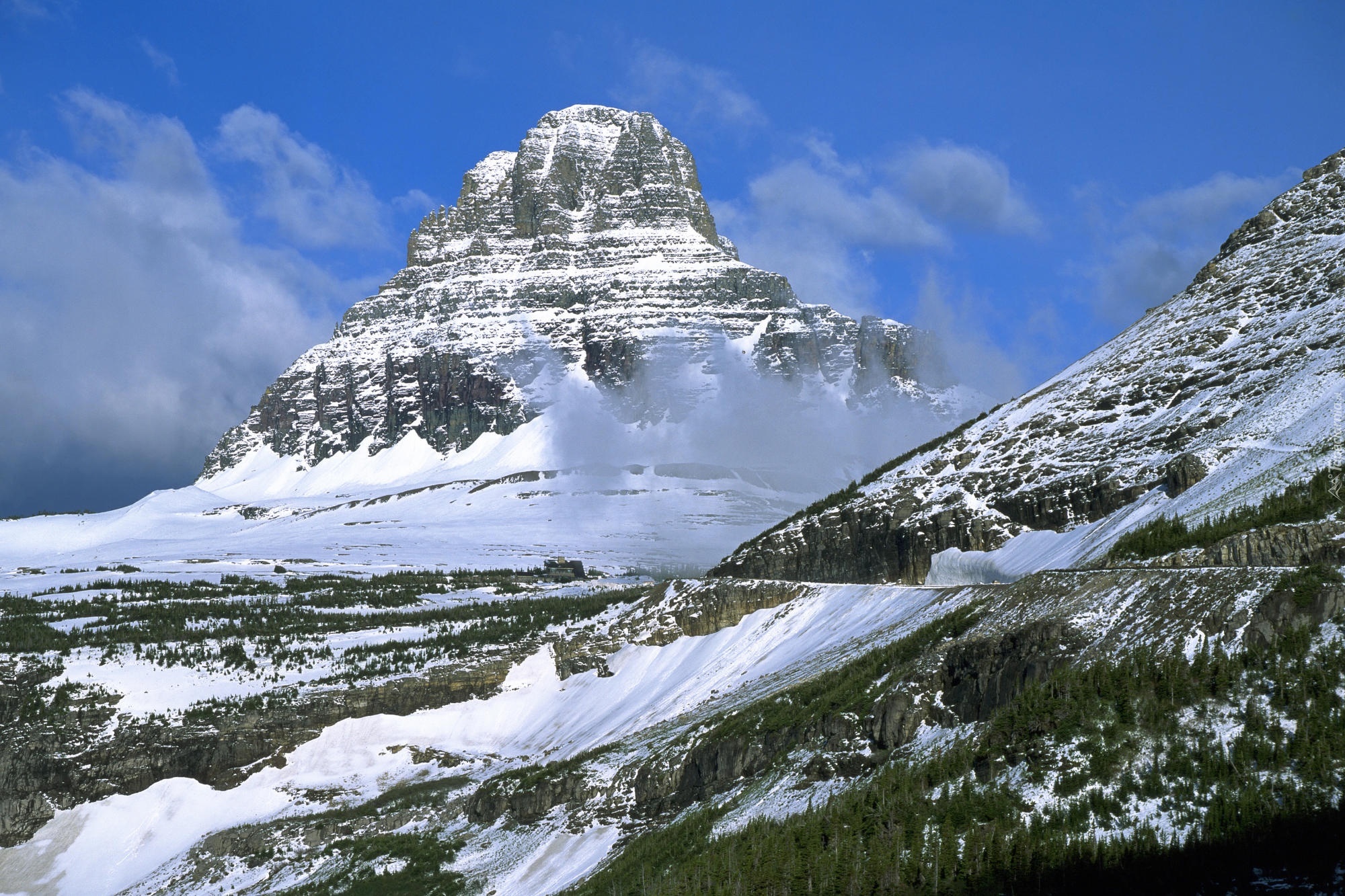Stany Zjednoczone, Stan Montana, Park Narodowy Glacier, Góry, Góra Clements Mountain, Zima