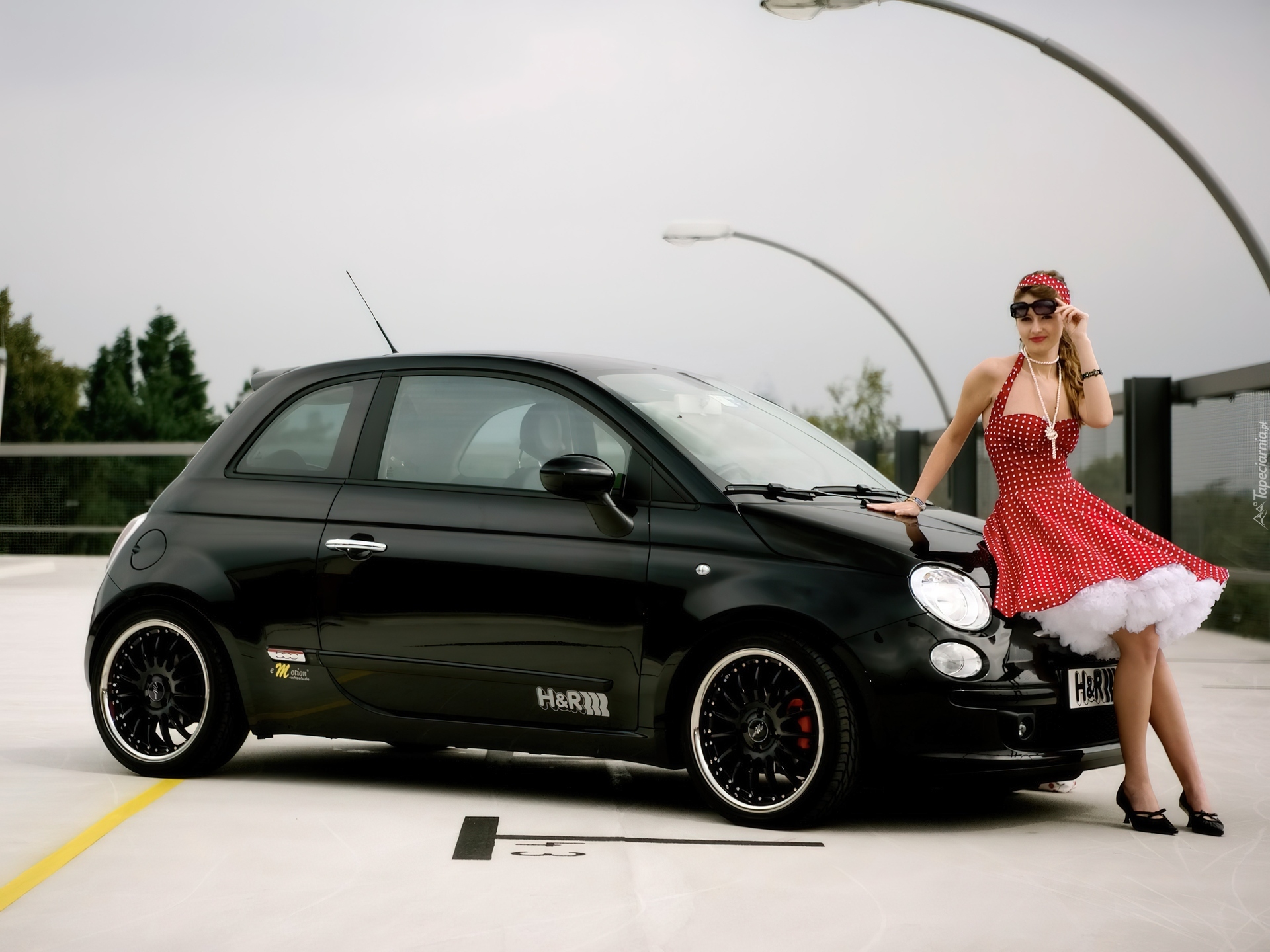 Fiat 500, Dziewczyna, Buty, Okulary, Spódnica