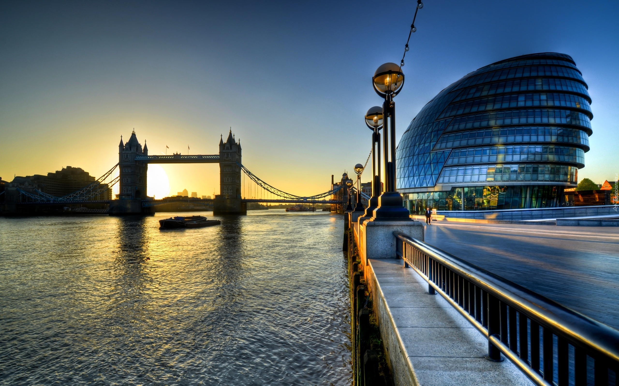 Tower Bridge, Tamiza, Londyn, Zachód, Słońca