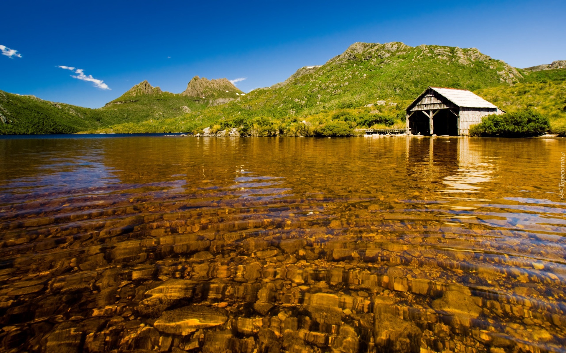 Jezioro, Wzgórza, Domek