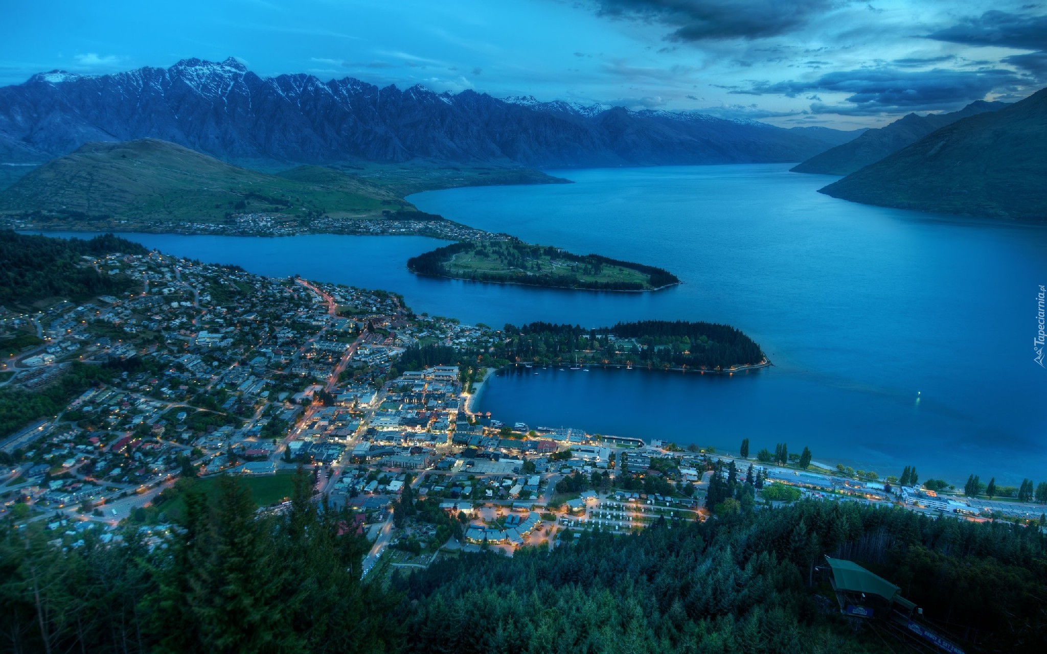 Queenstown, Nowa Zelandia, Panorama, Nocą