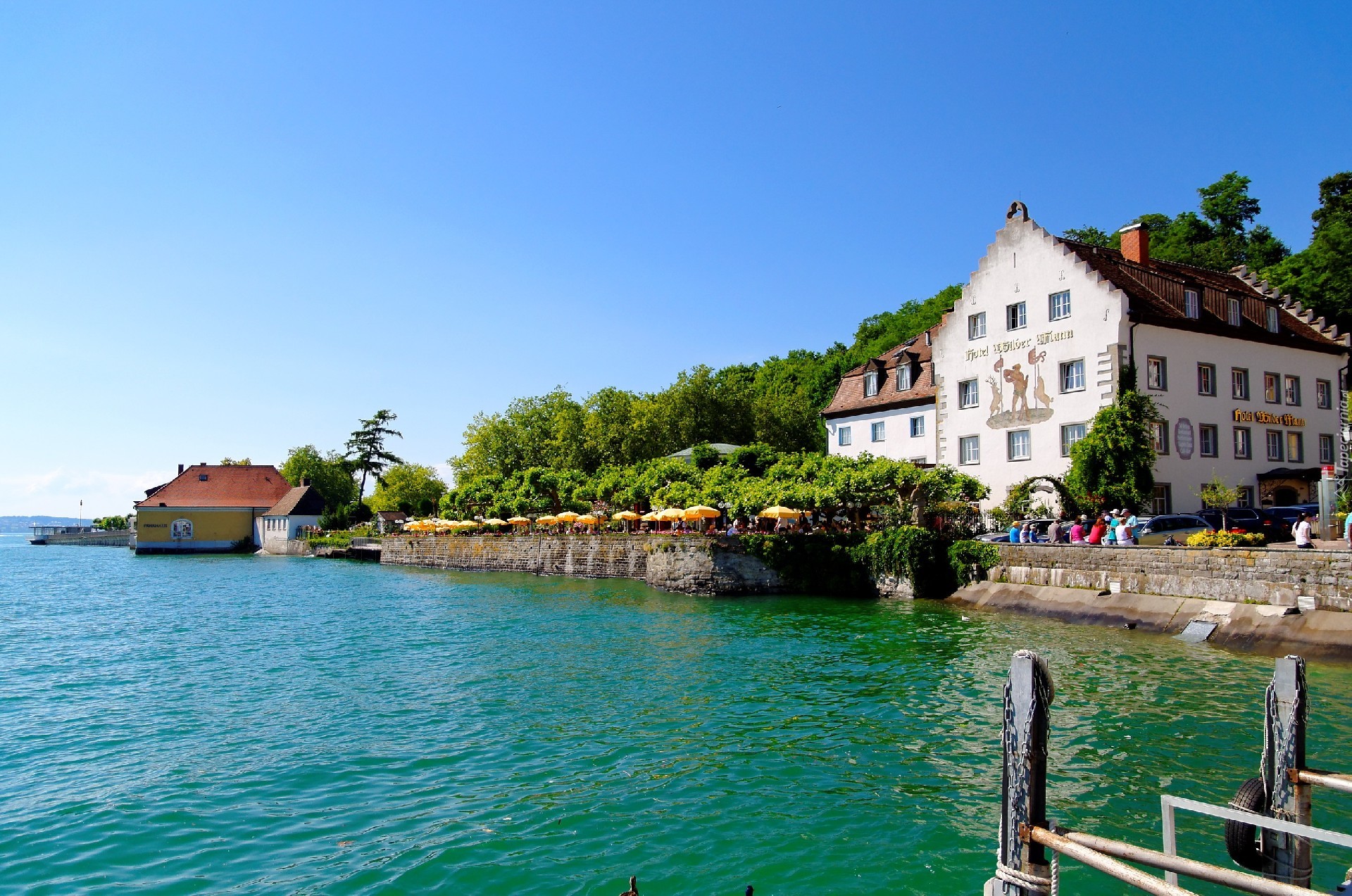 Restauracja, Hotel, Rzeka