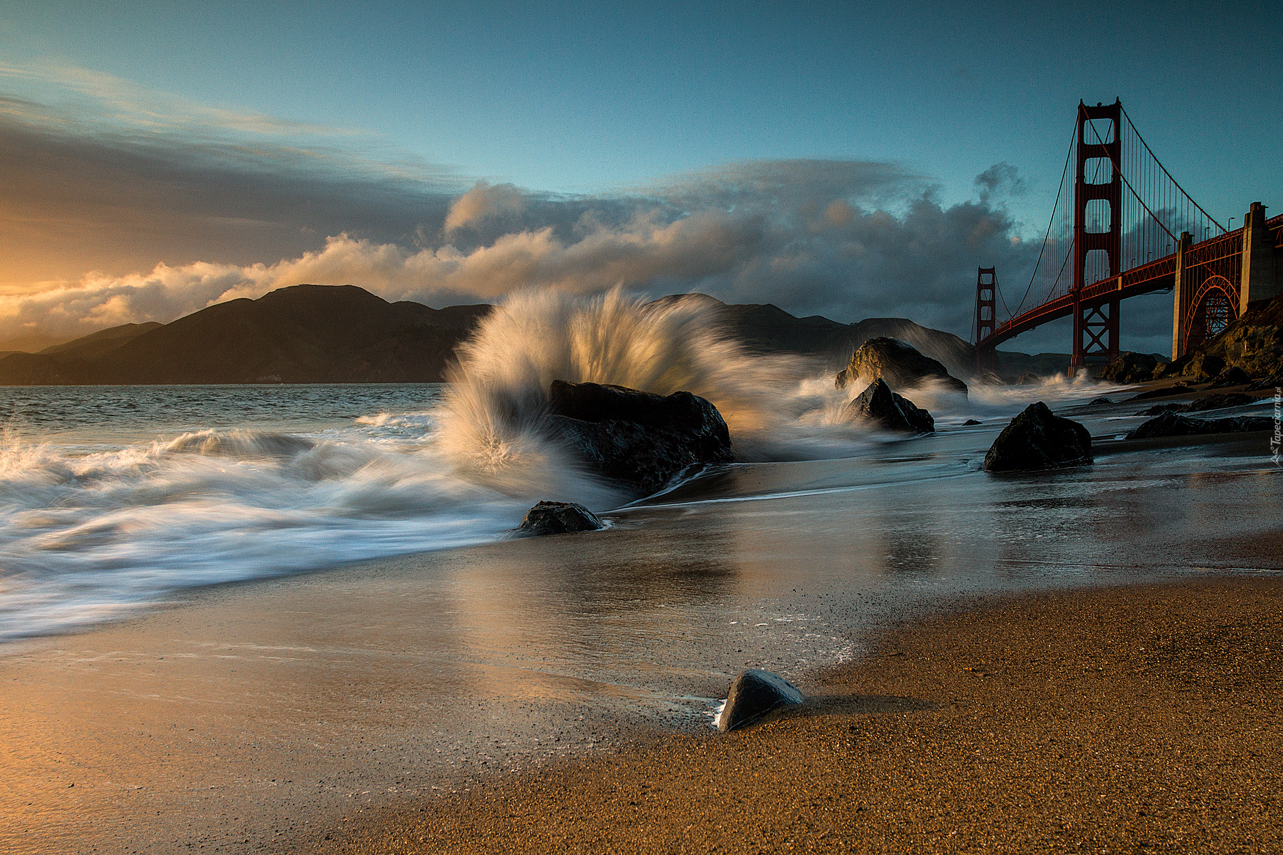 San Francisco, Most Golden Gate, Fala