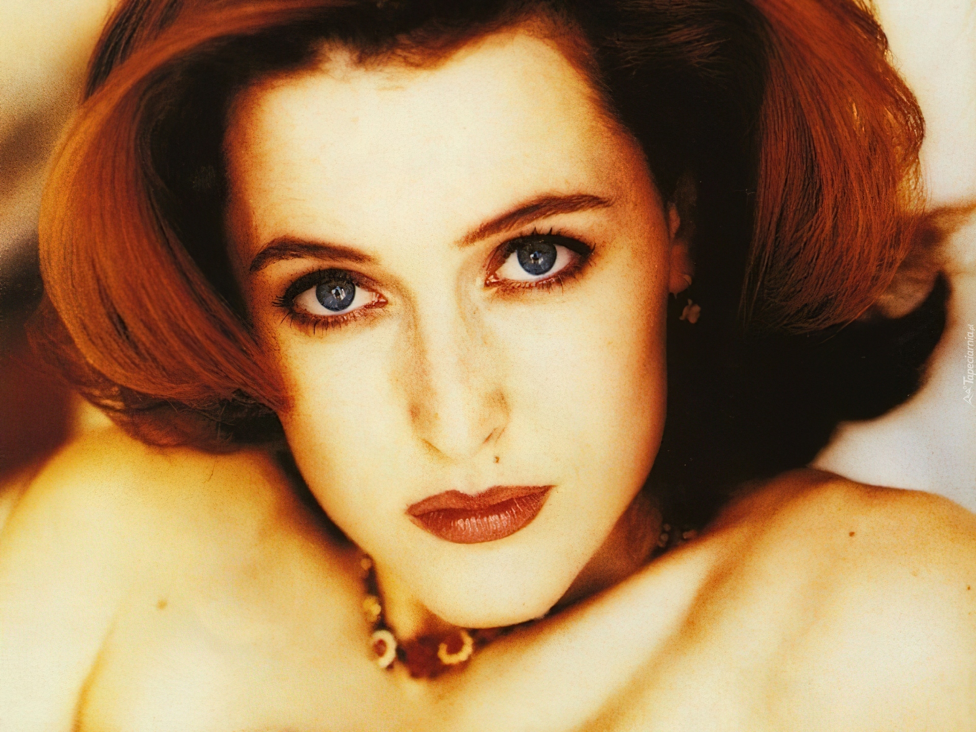 Gillian Anderson