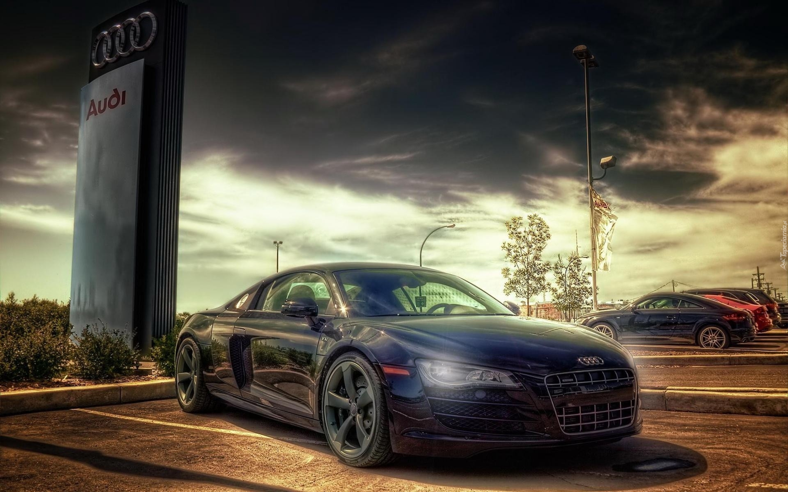 Audi R8, Parking