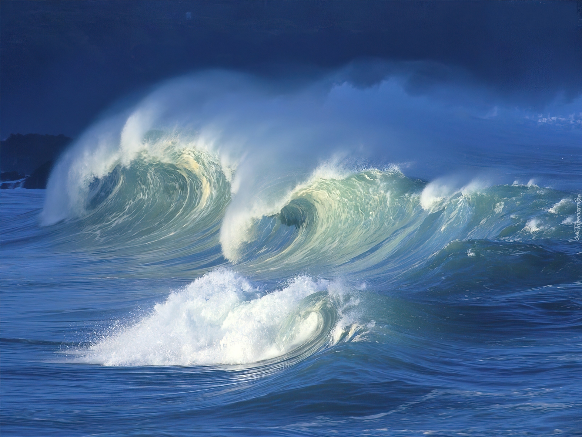 Вода в волне движется. Море, волны. Океан волны. Красивый океан. Морская стихия.