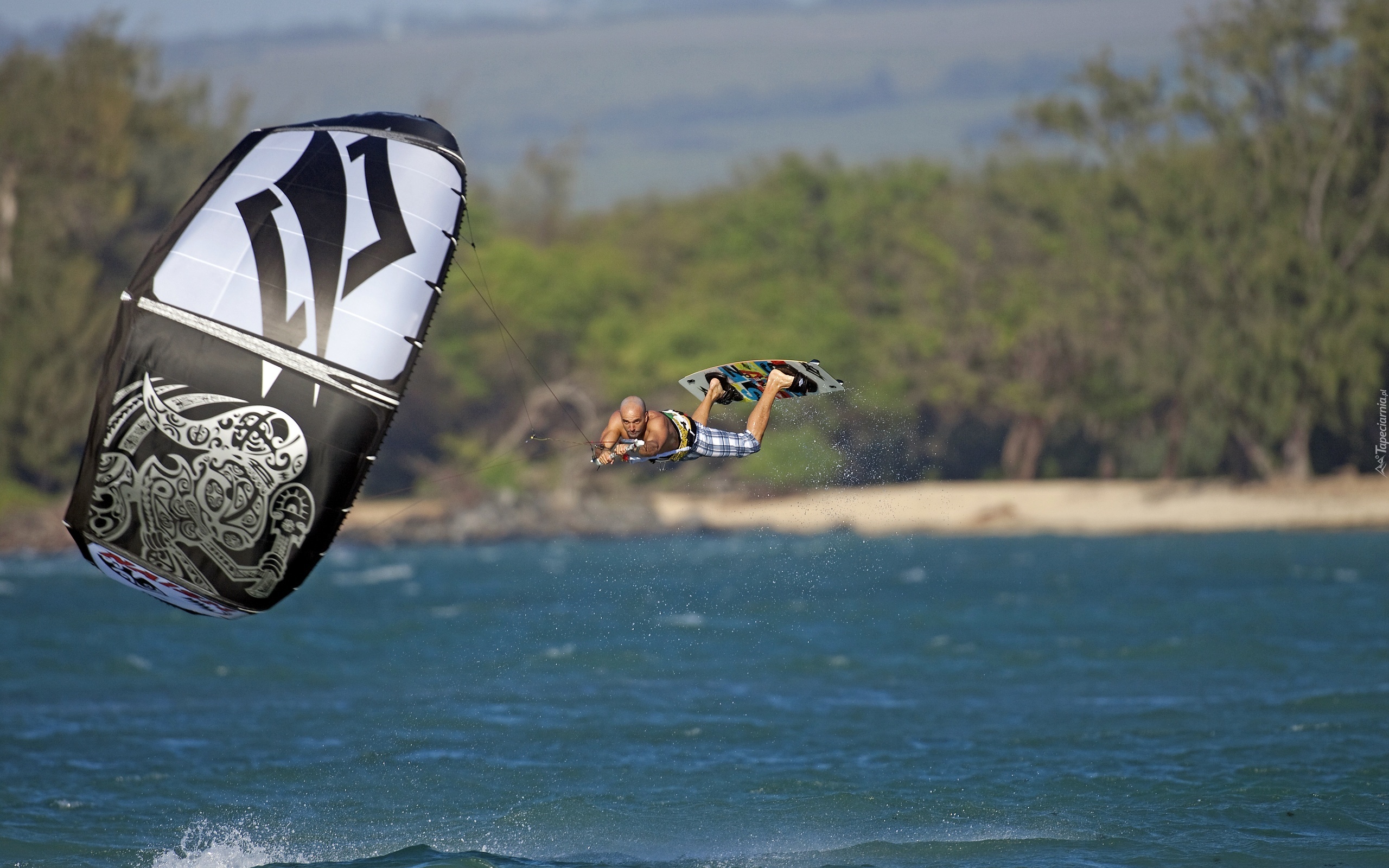 Kitesurfer, Latawiec, Deska