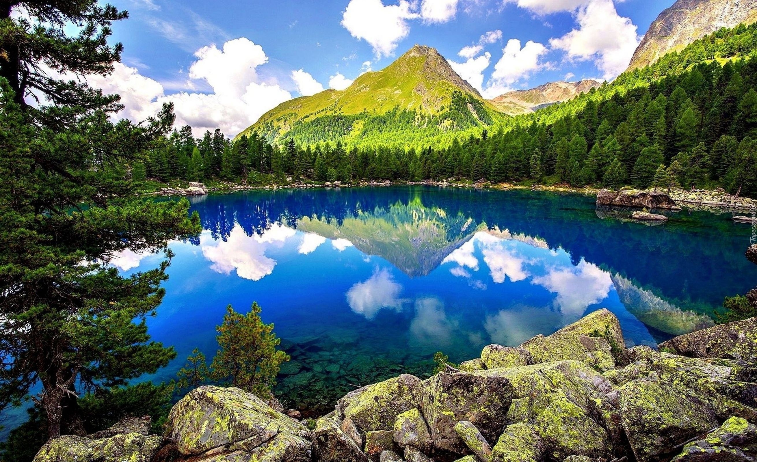 Картинка красивое озеро. Мультинские озера. Блаузее голубое озеро Швейцария. Озеро небесное горный Алтай. Голубые озера Алтай.