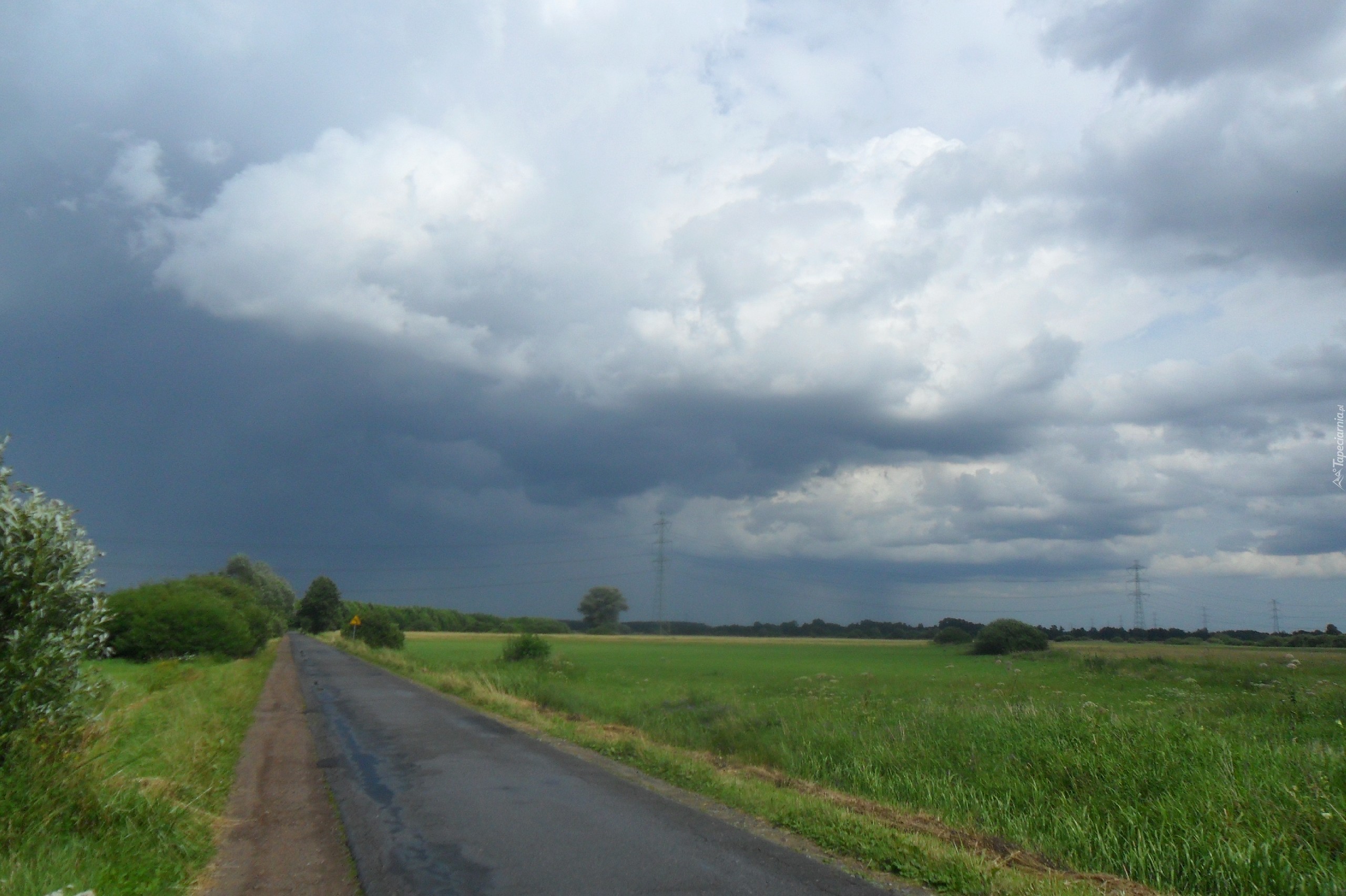 Chmury, Przed, Burzą