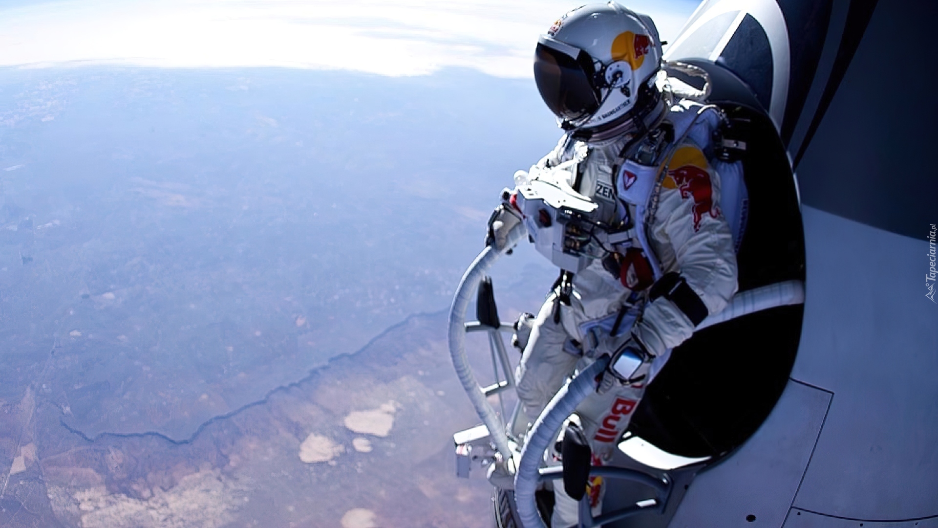 Felix Baumgartner, Kapsuła, Wyjście, Skok