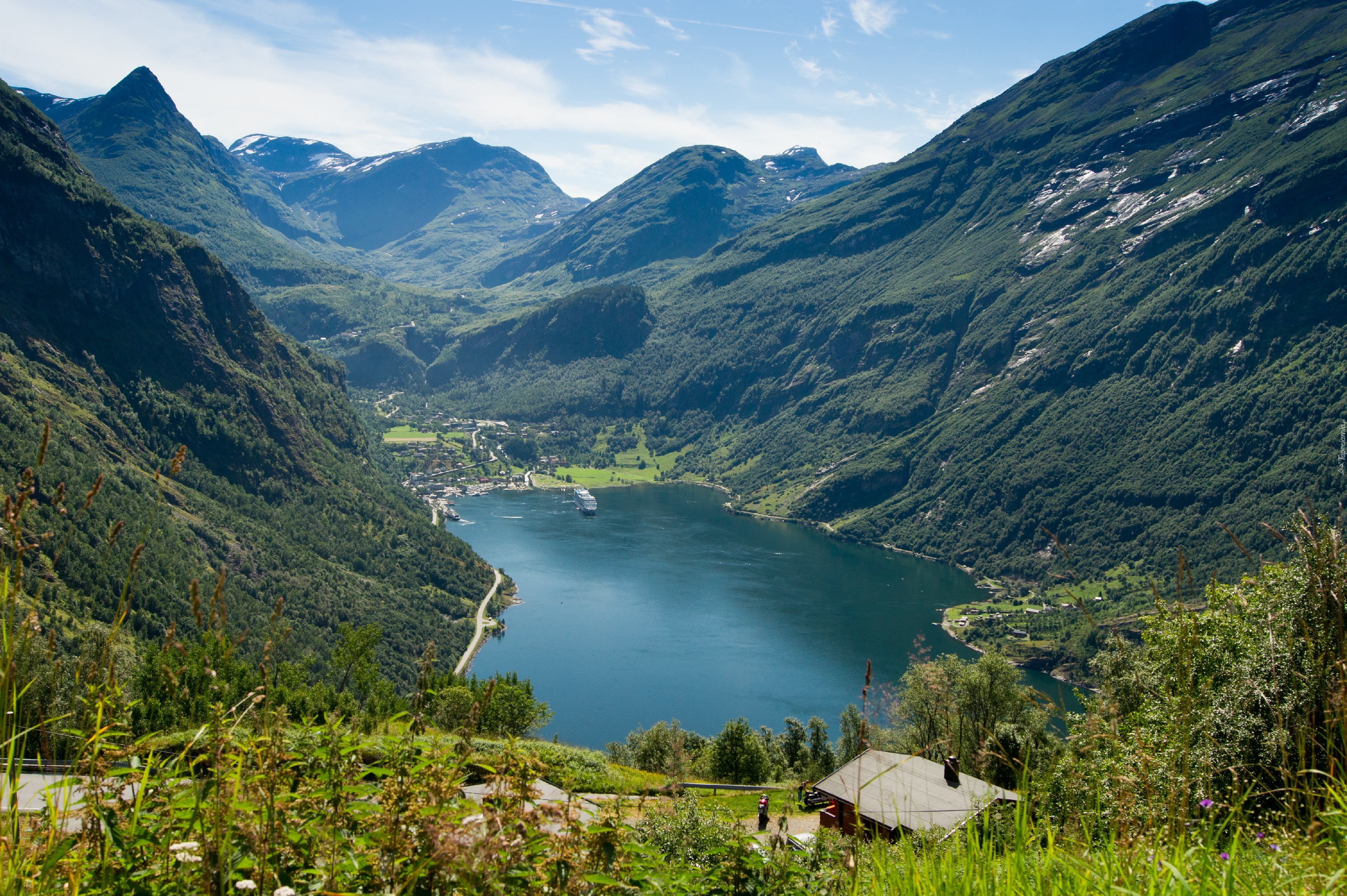 Góry, Fiord Geiranger, Norwegia