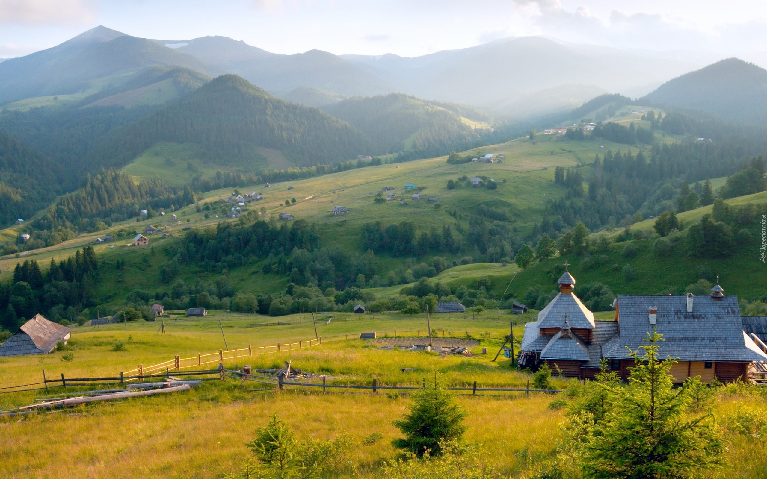 Góry, Lasy, Pola, Kościółek, Jesień