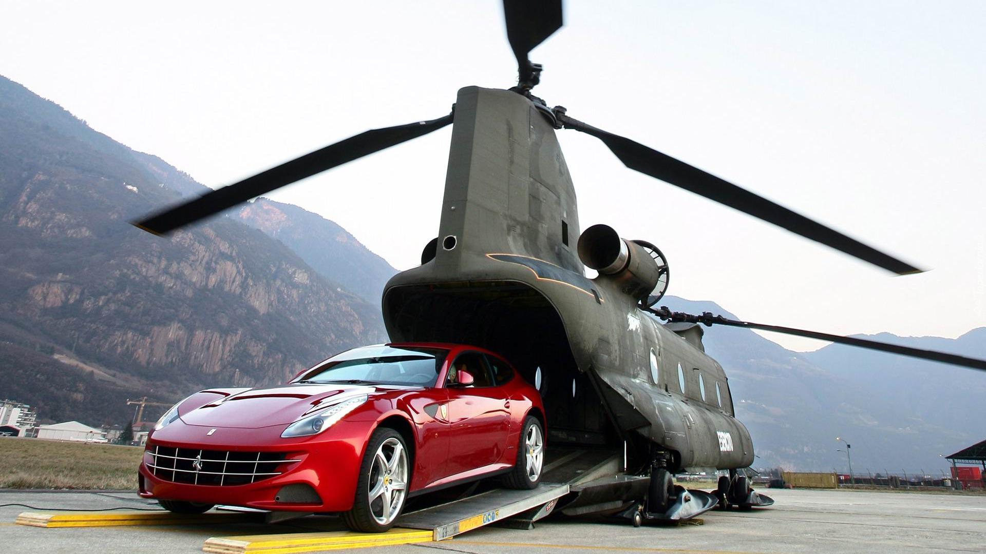 Ferrari FF, Transport, Śmigłowiec