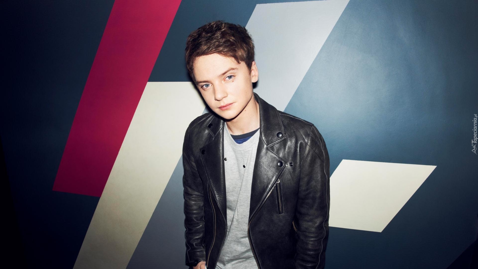 Conor Maynard, Piosenkarz