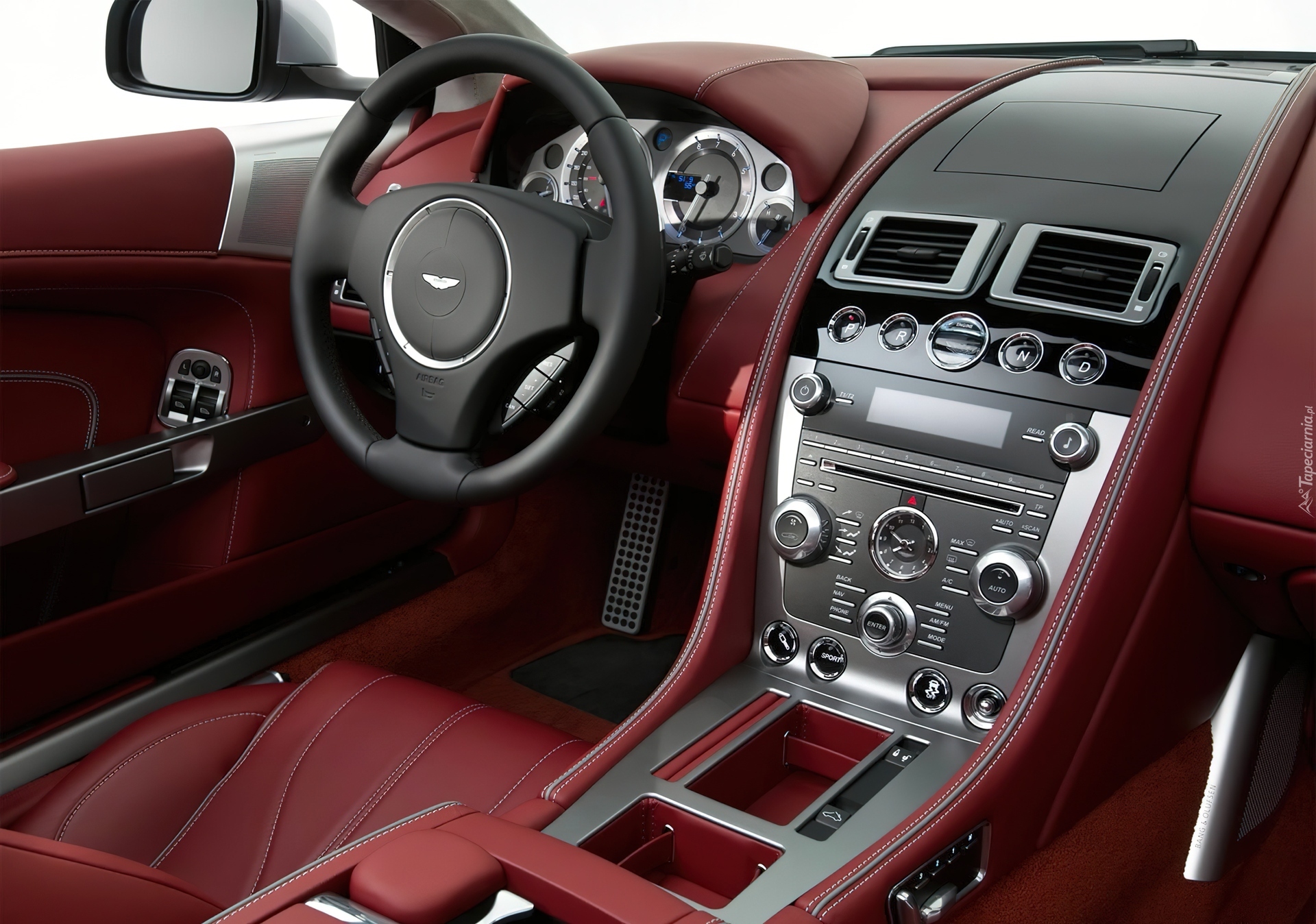 Aston Martin, DB9, Wnętrze, Coupe
