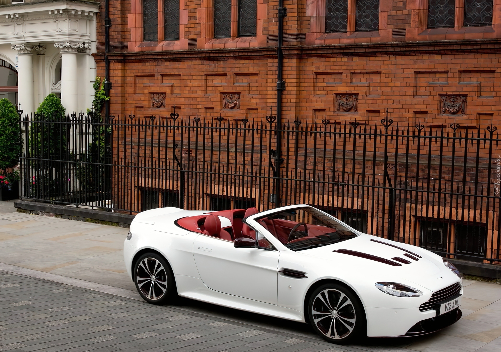 Aston Martin, Vantage, Cabriolet, V12