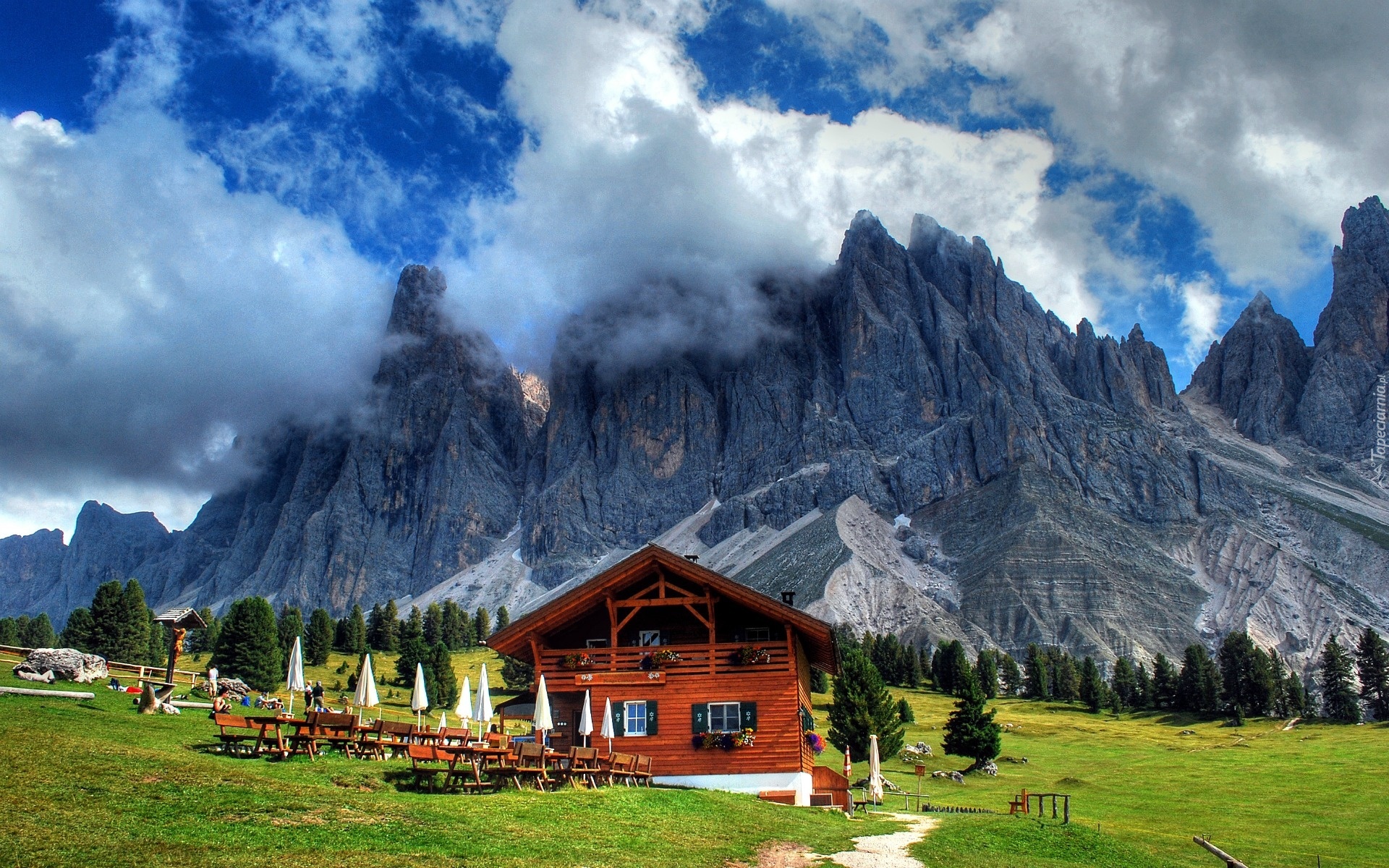 Góry, Chmury, Restauracja, Drzewa, Austria
