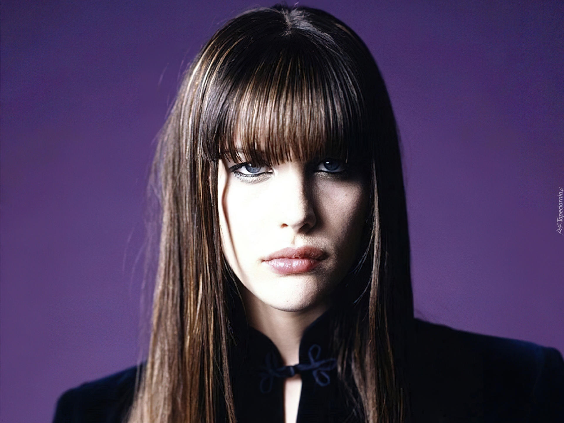 Liv Tyler, Buzia