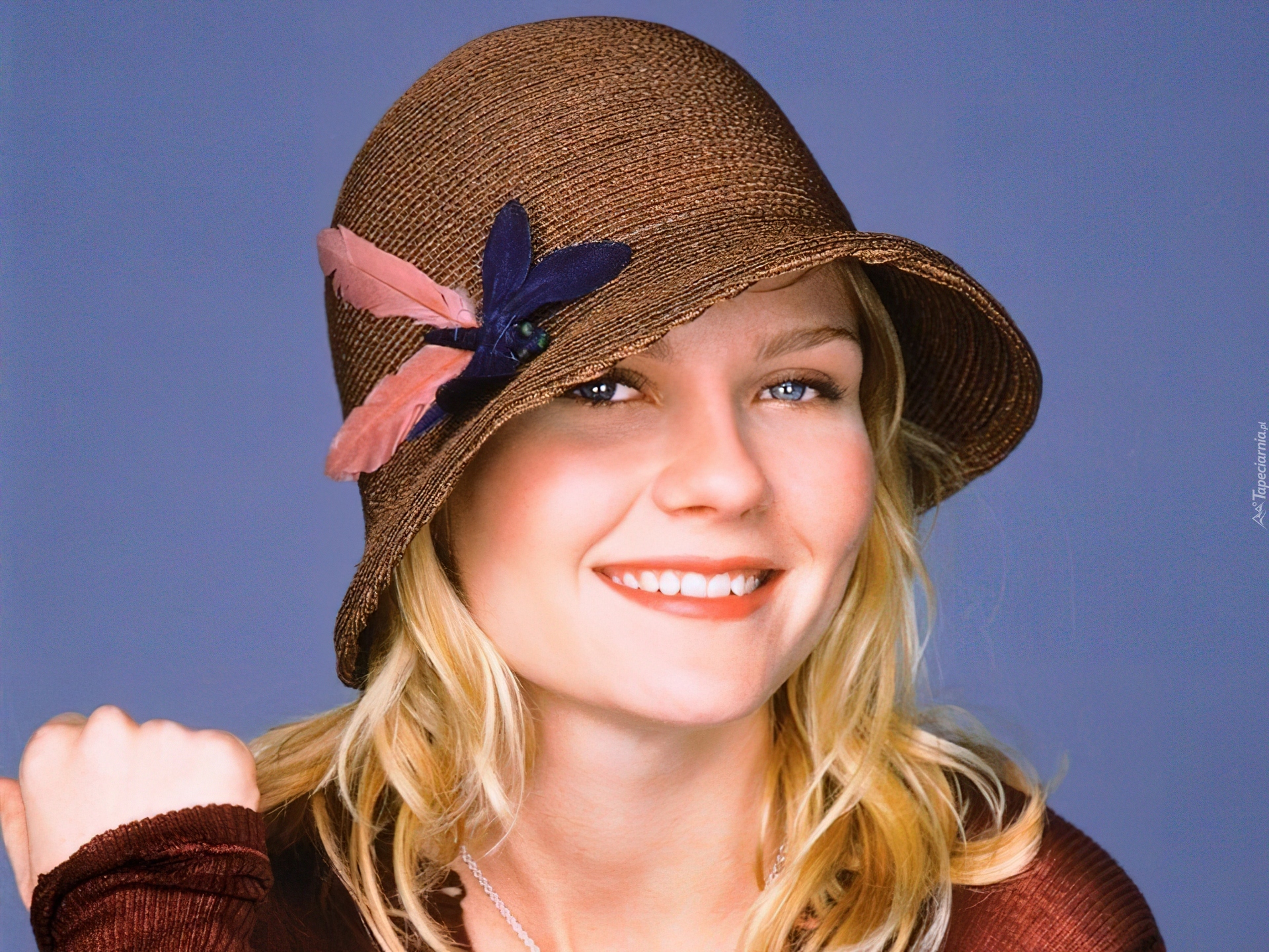 Kirsten Dunst, Kapelusz