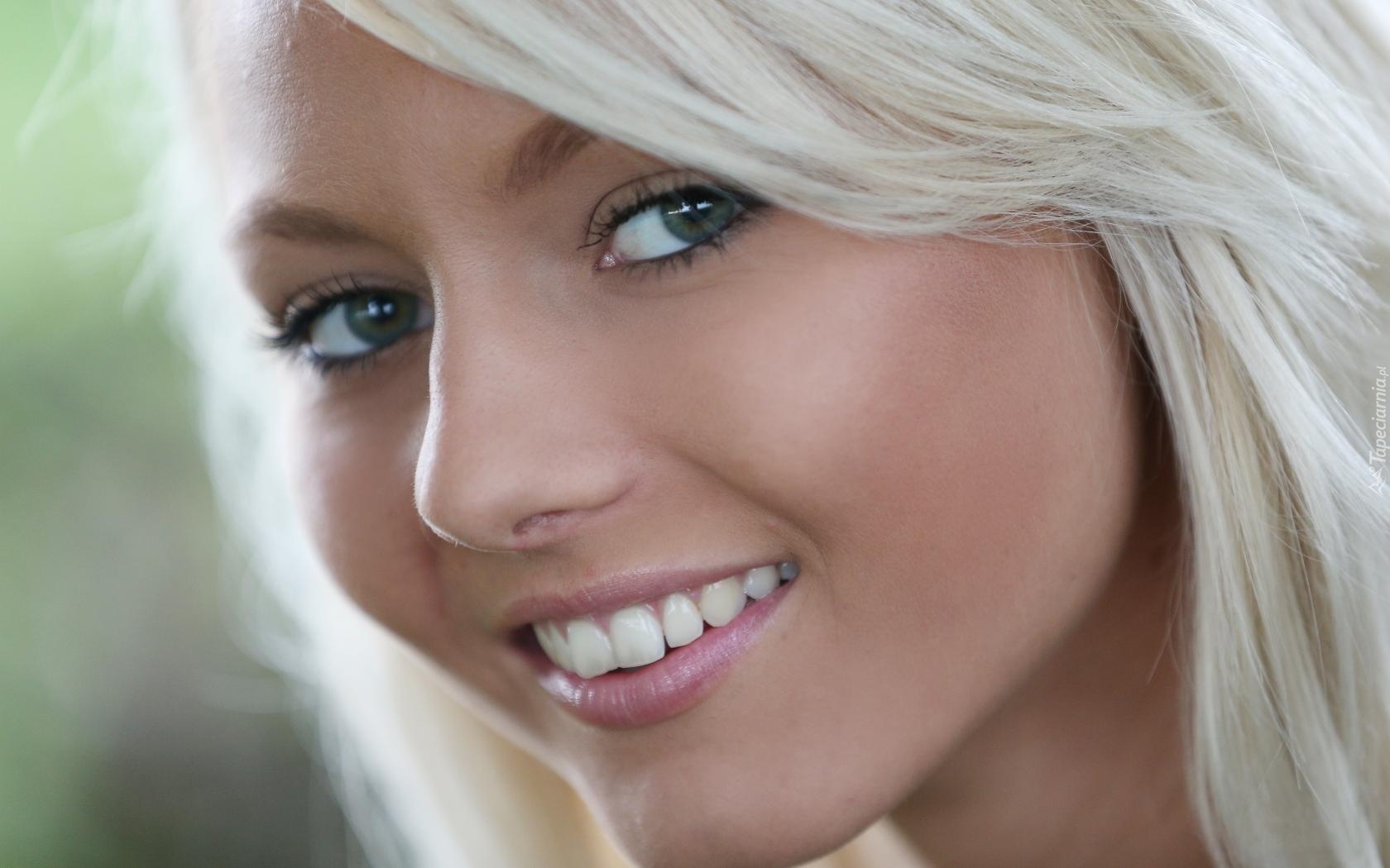 Uśmiechnięta, Blondynka, Makijaż, Portret