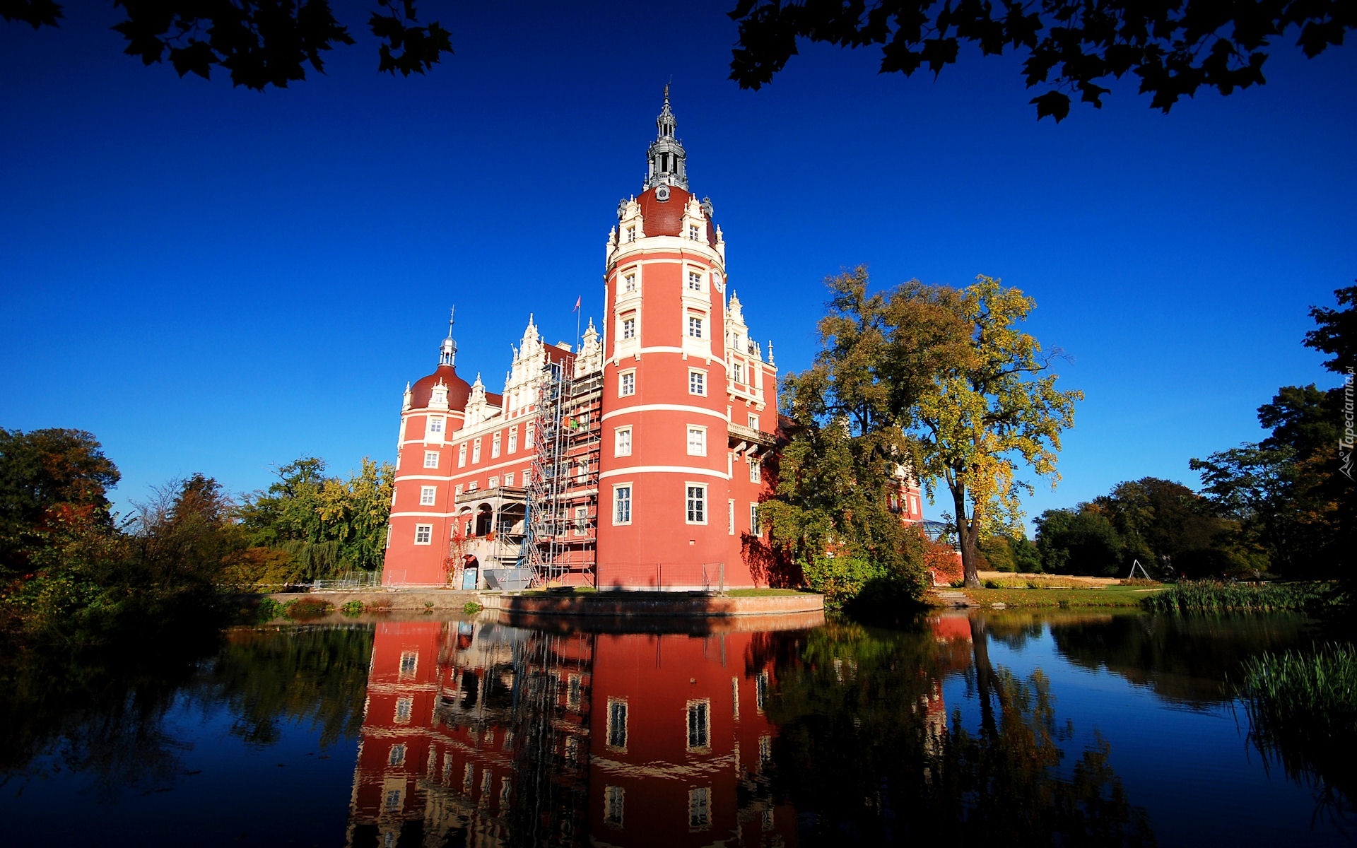 Pałac Pucklera, Bad Muskau, Niemcy, Par Mużakowski, Jezioro