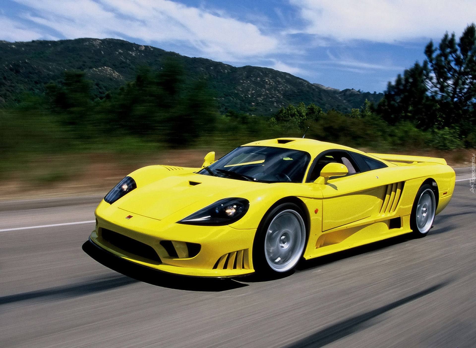 Samochód, Saleen S7, Droga