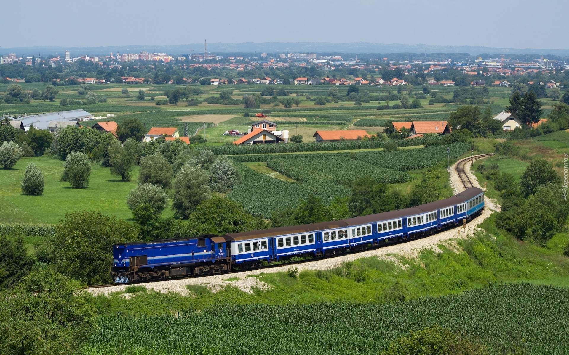 Pociąg, Pola, Łąki, Panorama, Miasta