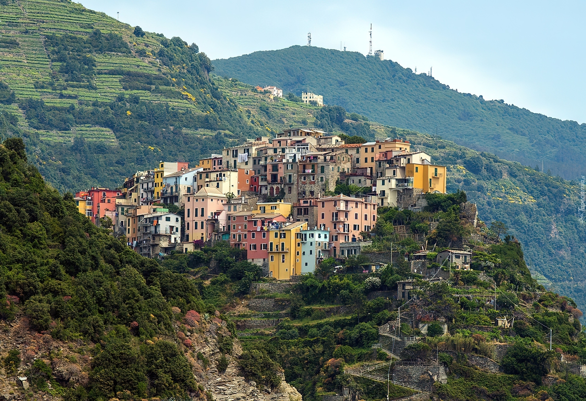 Domy, Góry, Corniglia, Włochy