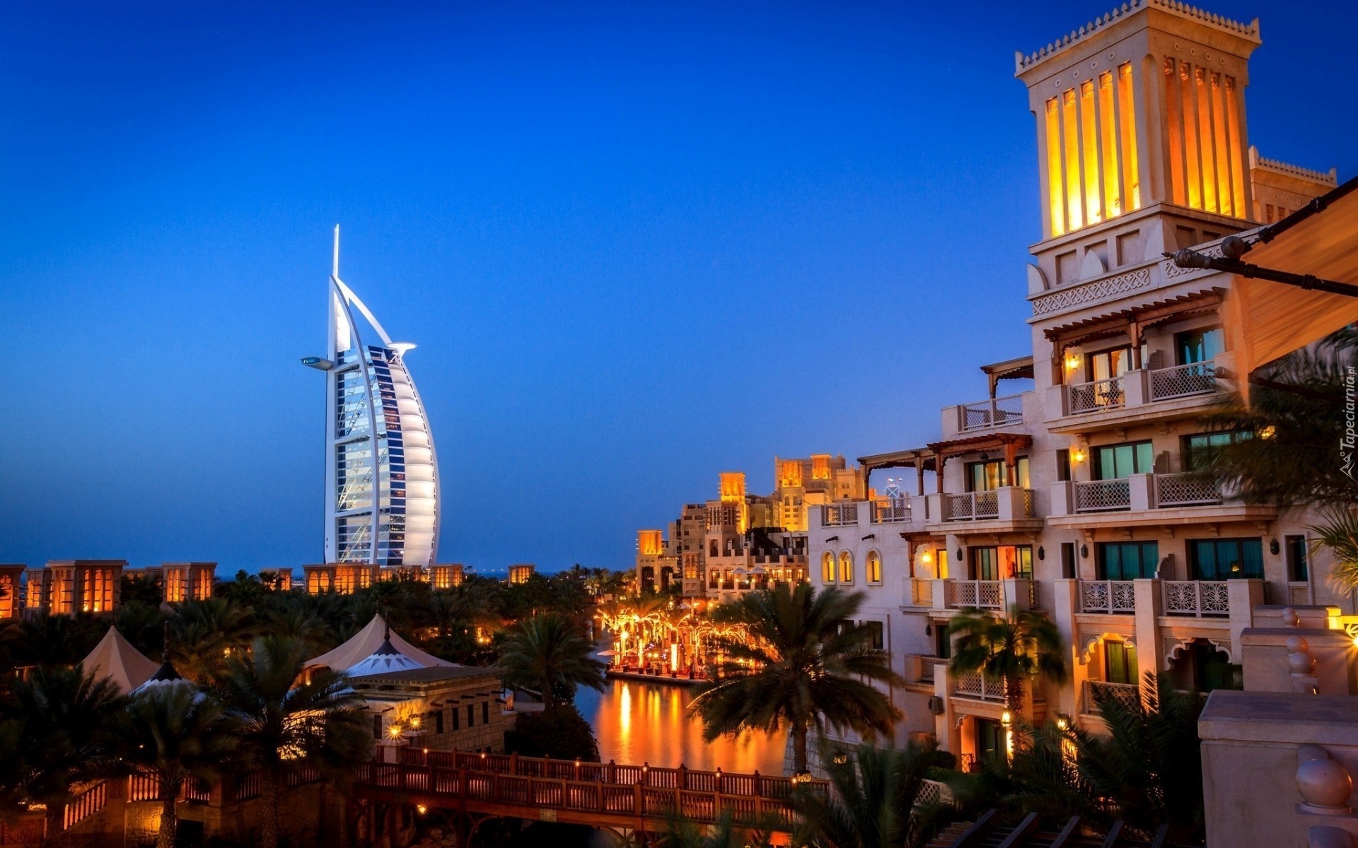 Dubaj, Hotele, Burj Al Arab